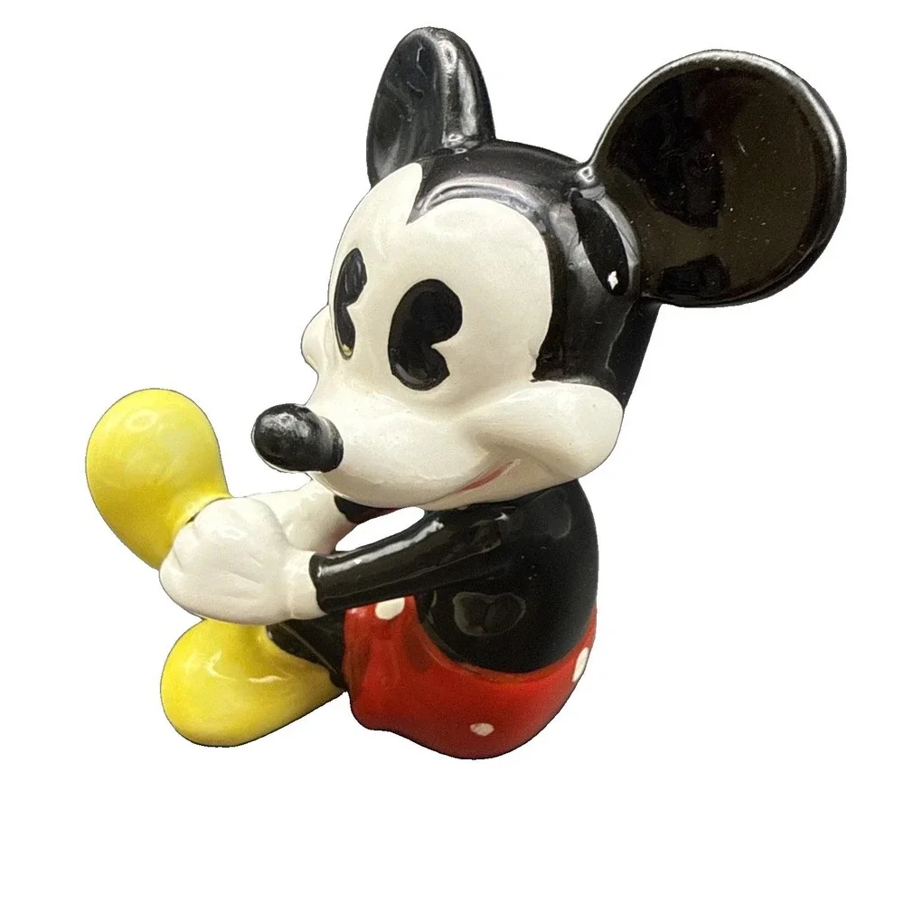 Vintage Ceramic Mickey Mouse Figurine Holding Knee Japan Disney Pie Eye Rare 3.5